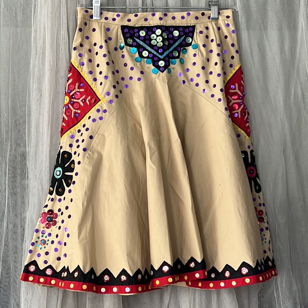 ⭐️ Moschino tan adorned colorful sequins patchy midi skirt women size 6 - Picture 11 of 16